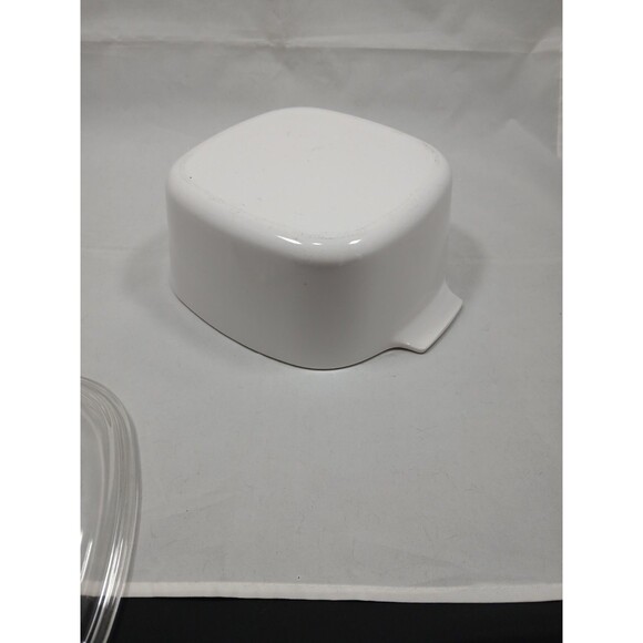 Vintage Corning Ware White Casserole A-3-B 3 Liter Dish With Clear Lid - Picture 3 of 6
